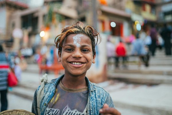 Rayonnement et Santé au Travail : La Lumière comme Clé du Bien-être en Entreprise